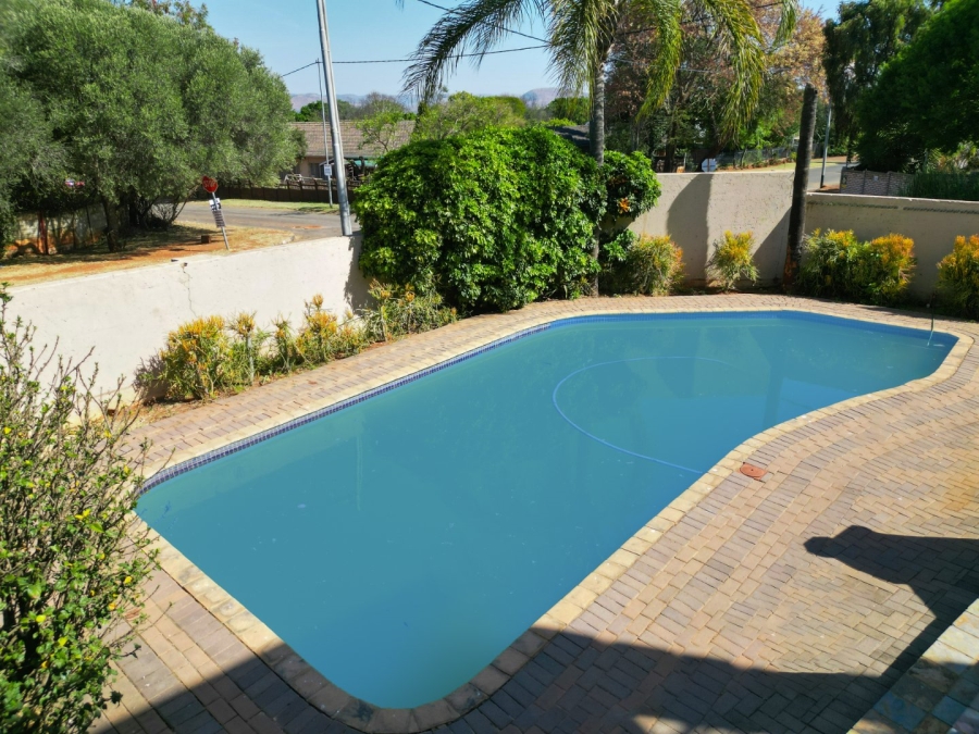 4 Bedroom Property for Sale in Schoemansville North West